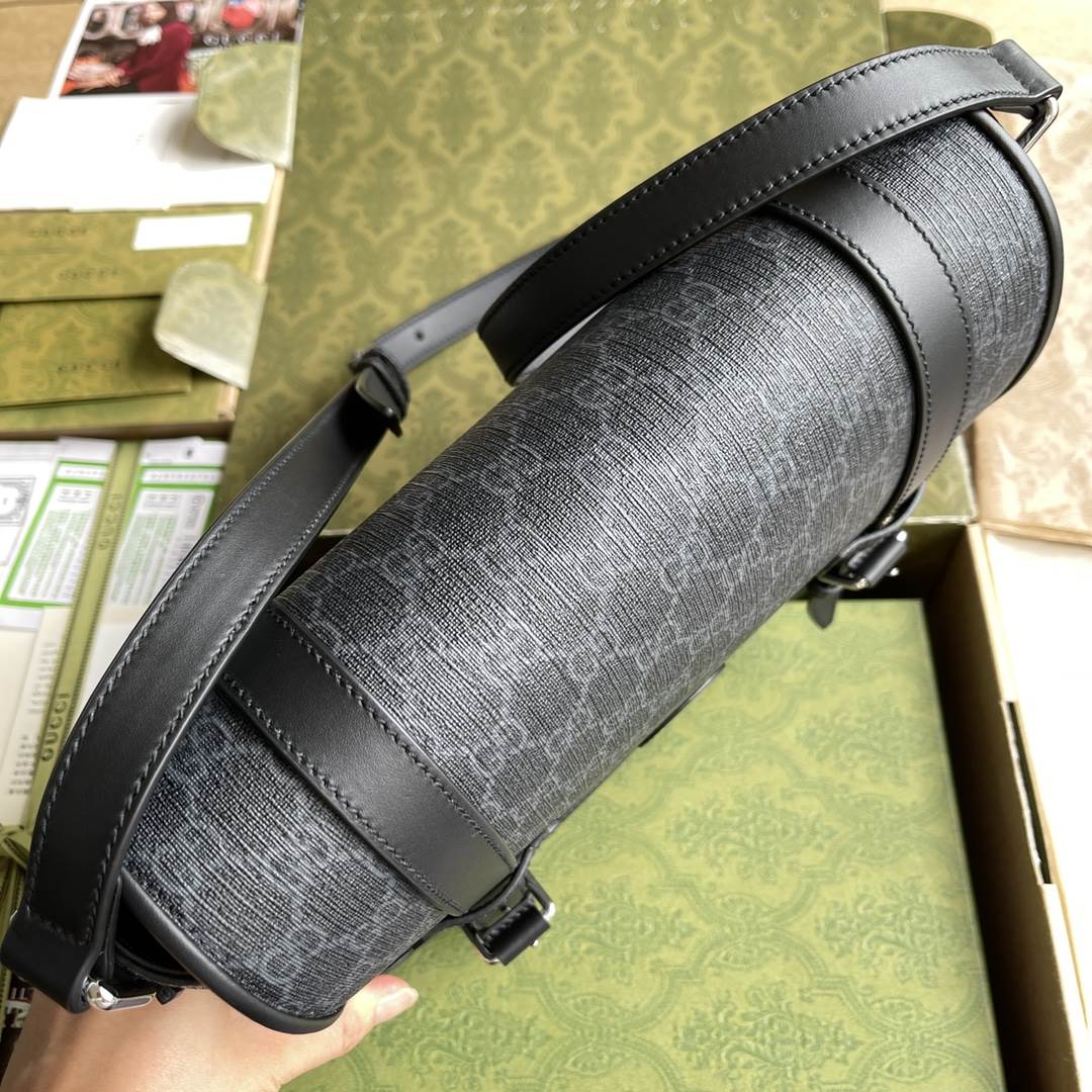 GG Messenger bag black GG Supreme - GB005