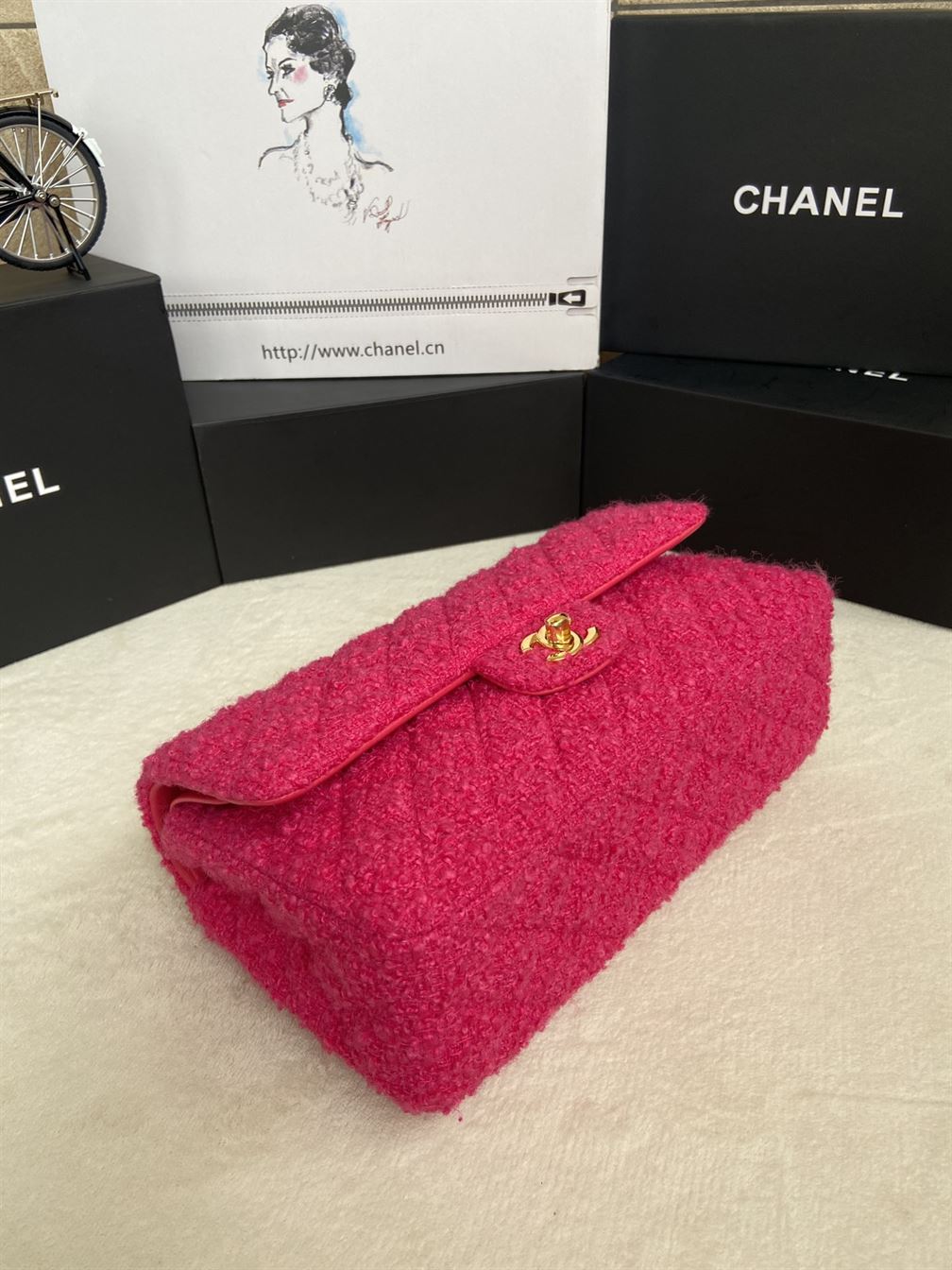 CLASSIC HANDBAG CASHMERE TWEED & GOLD-TONE METAL - CB001