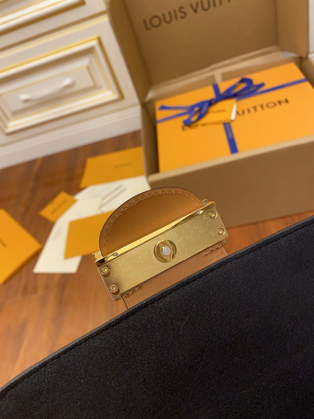 LV Dauphine Mini handbag Monogram canvas - LB011