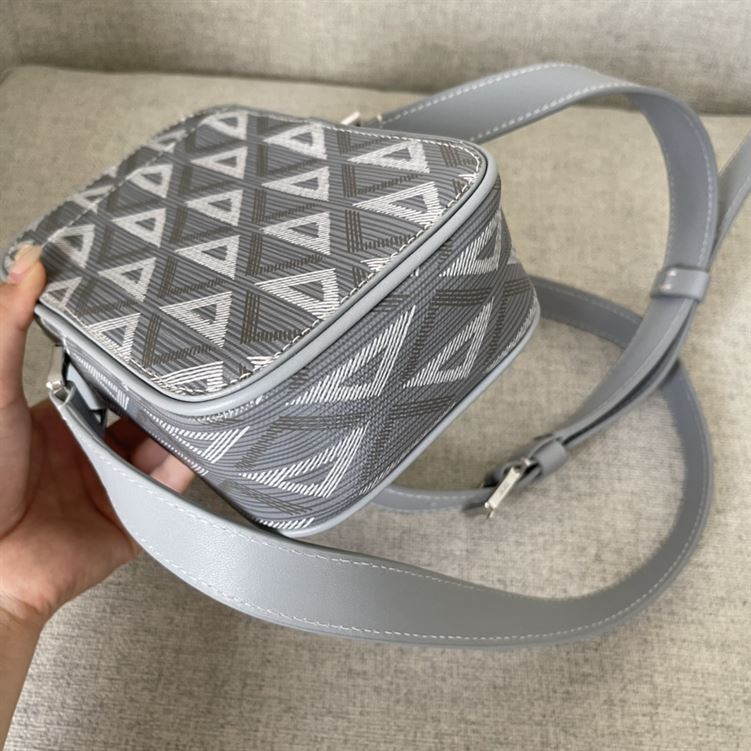 Dior Hit The Road pouch Gray Canvas - DB016