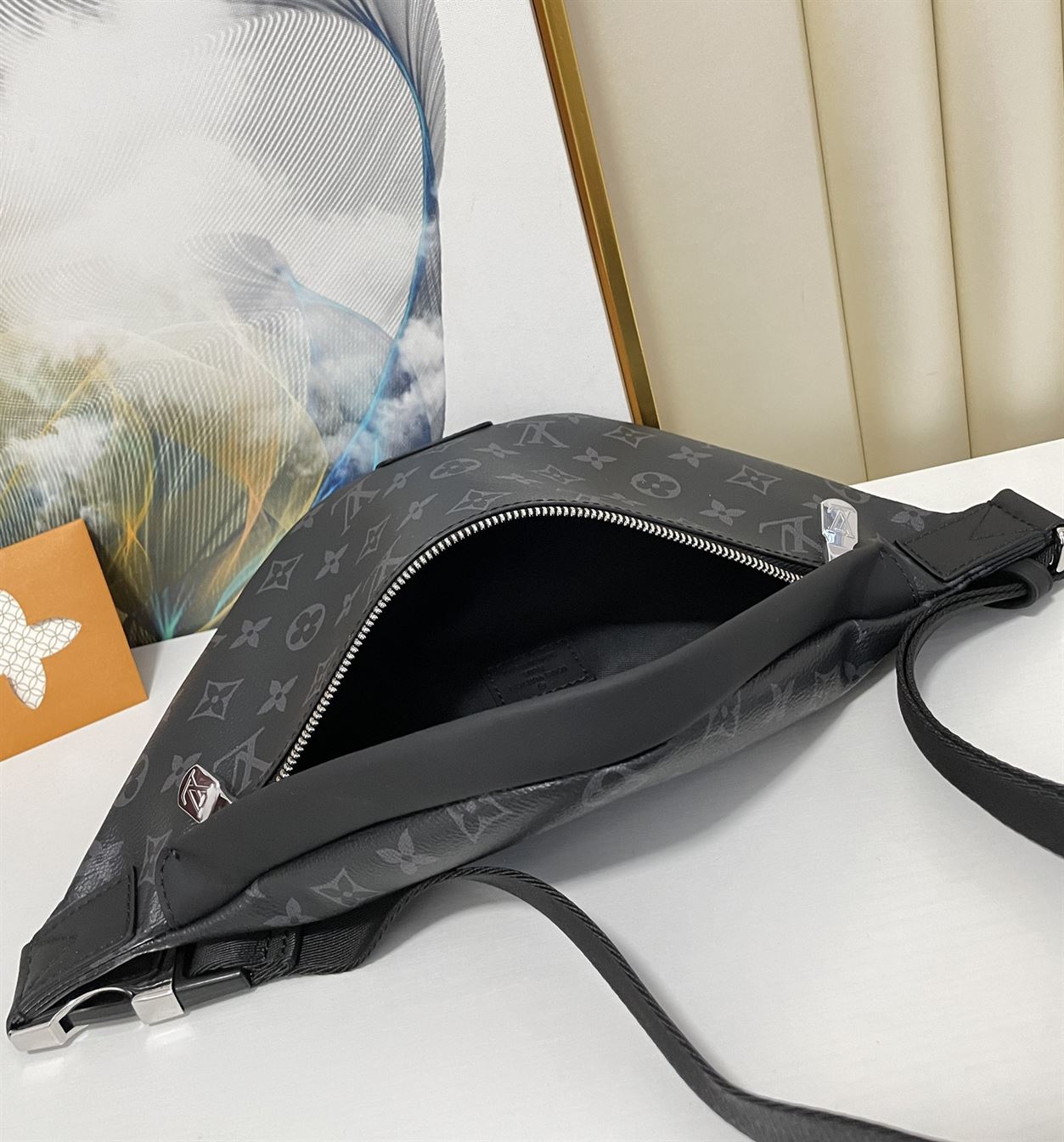 Discovery bumbag Monogram Eclipse canvas - LB025