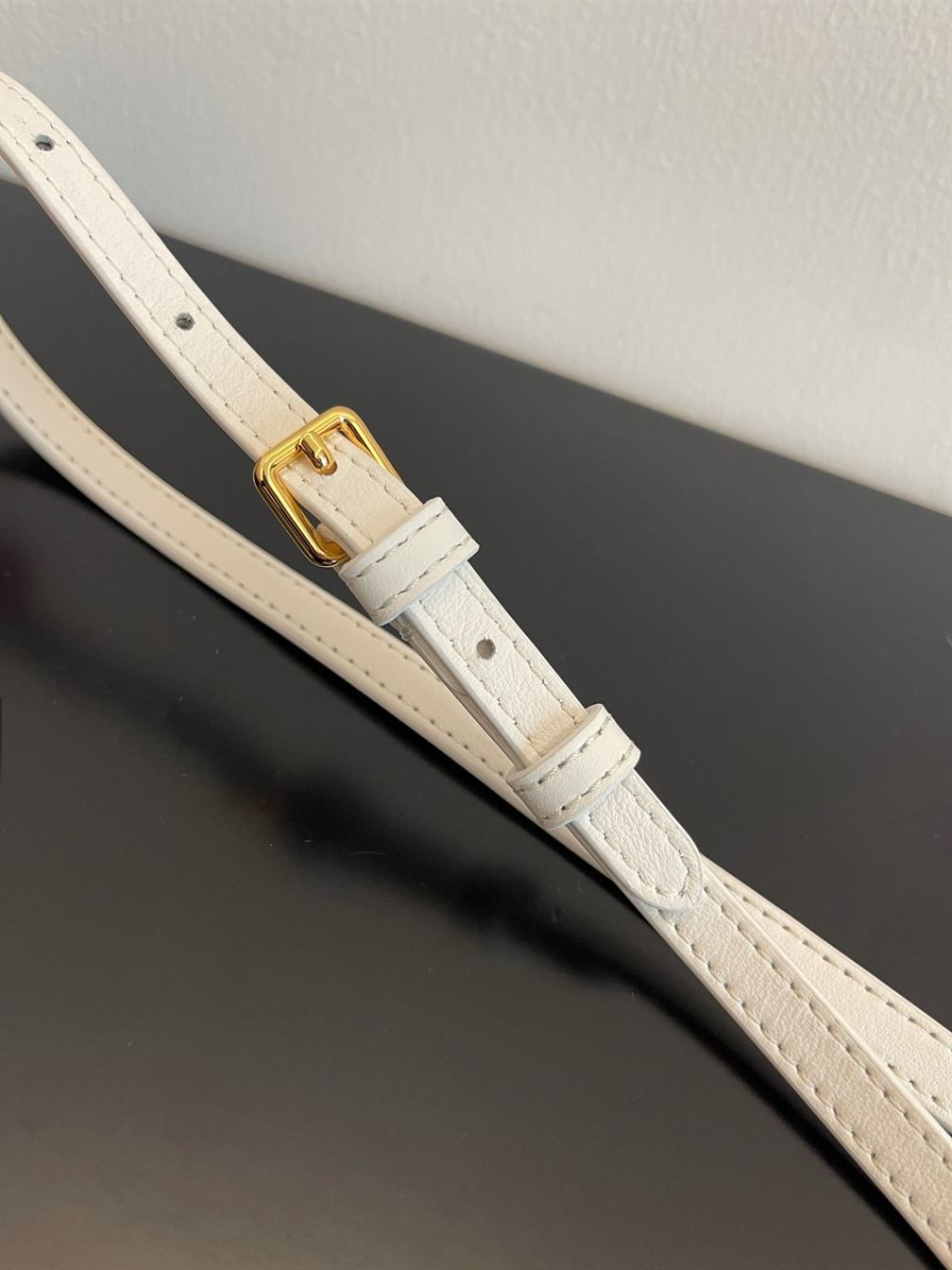 Fendi First Small White leather bag with exotic details - FB015