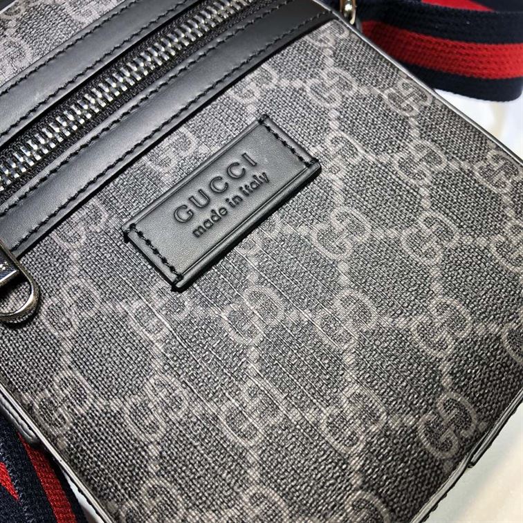 GG Black messenger - GB015