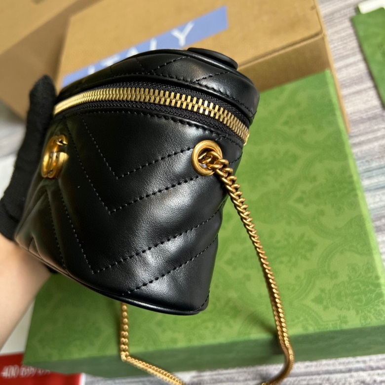 GG Marmont mini top handle bag - GB030