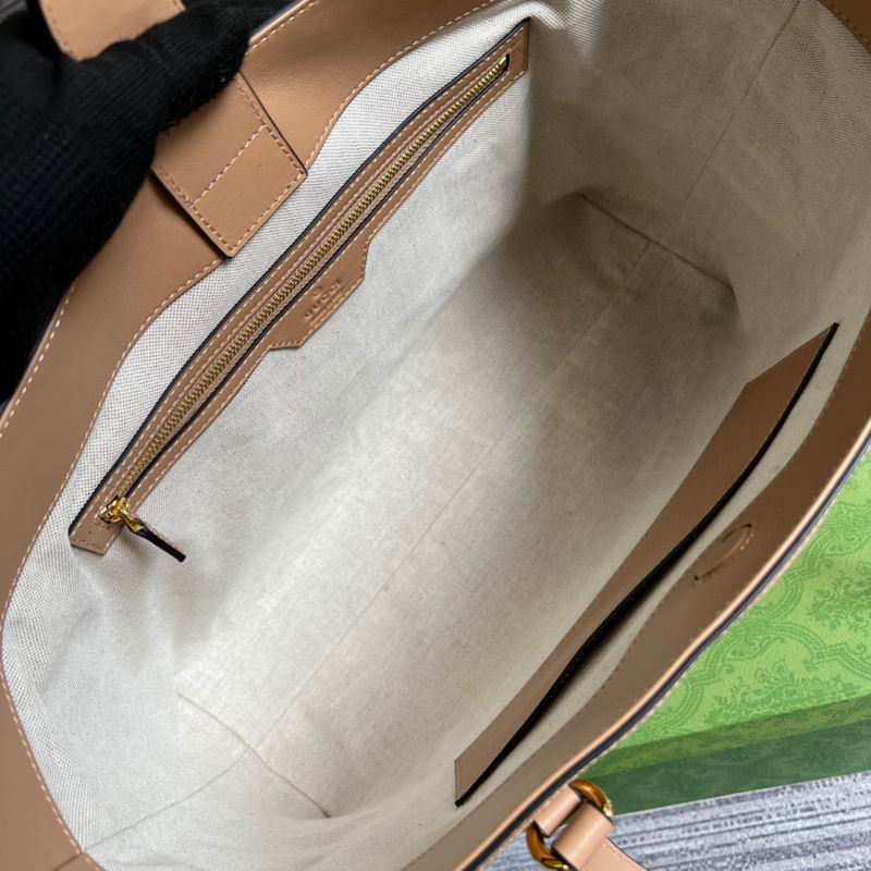 GG Matelassé leather medium tote Beige - GB041