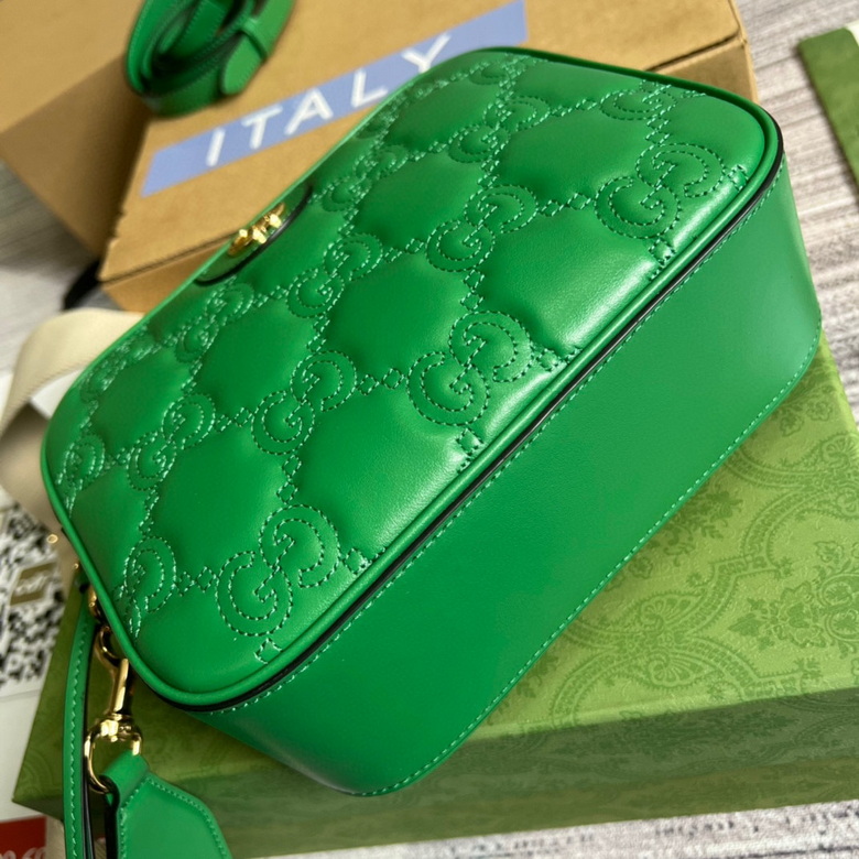 GG Matelassé leather small bag Bright green - GB029