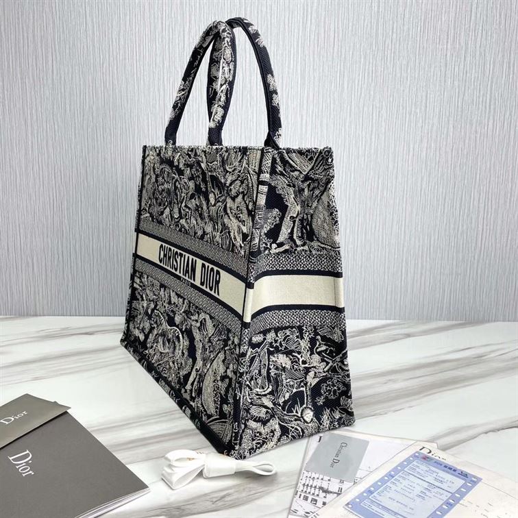 Large Dior Book Tote Blue Toile de Jouy Embroidery - DB004