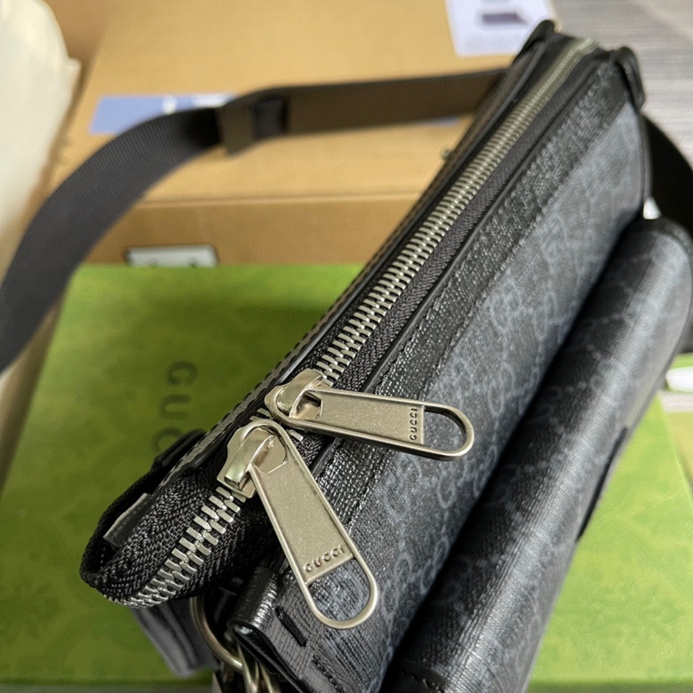 Messenger bag with Interlocking Black GG Supreme canvas - GB035