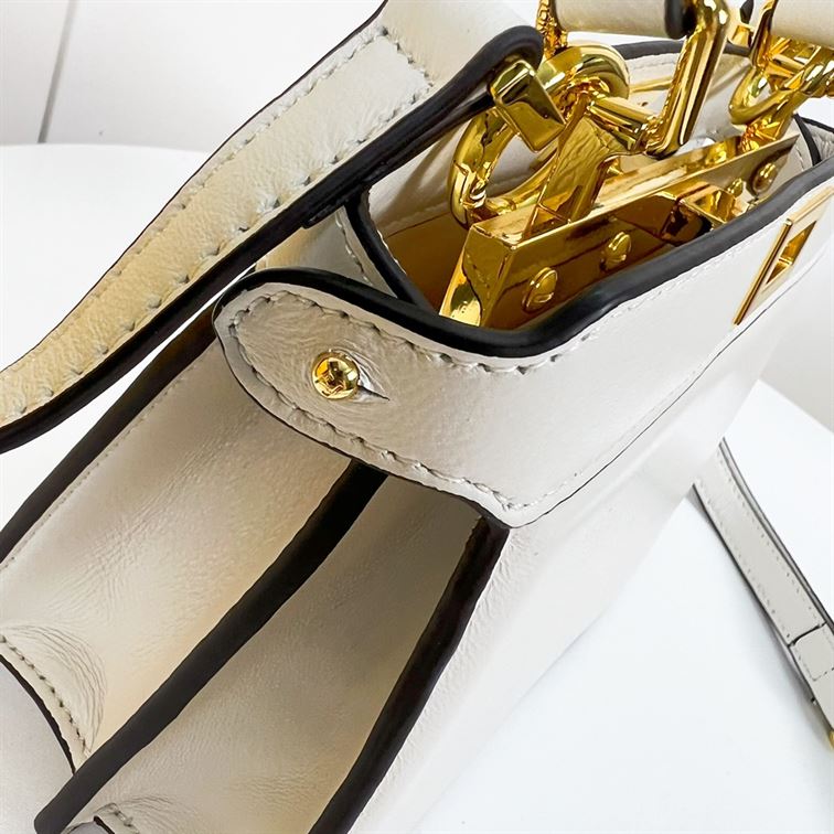 Peekaboo ISeeU Petite White padded nappa leather bag - FB022