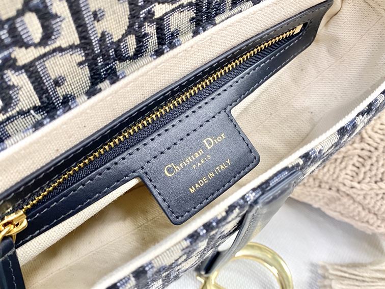 Saddle bag with Strap blue Dior Oblique jacquard - DB002