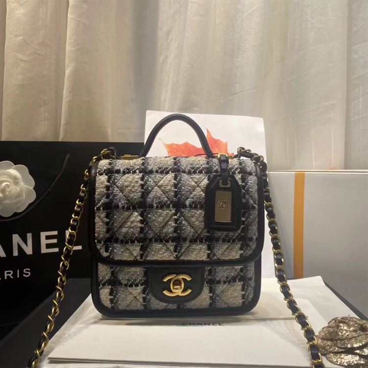 Small Flap Bag with top Handle Ecru, Grey, Beige & Black - CB018