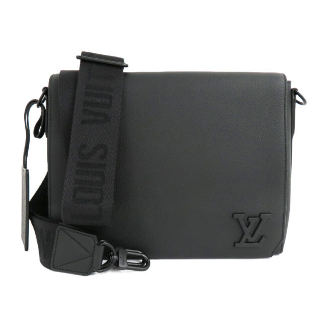 Takeoff Aerogram Messenger Bag Black - LB031