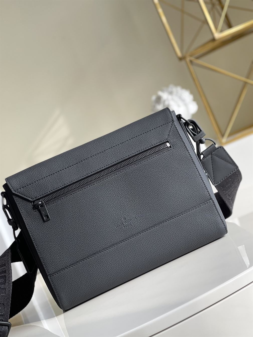 Takeoff Aerogram Messenger Bag Black - LB031