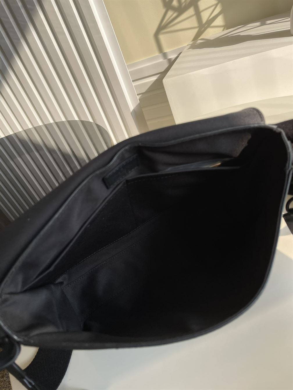 Takeoff Aerogram Messenger Bag Black - LB031