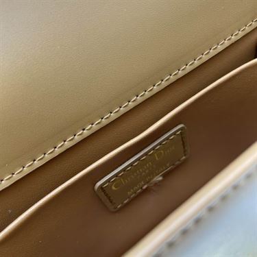 30 Montaigne East-West bag with chain Hazelnut Calfskin - DB038