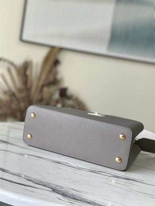 Capucines MM handbag Steeple Gray Greige Taurillon leather - LB039