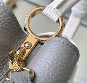 Capucines MM handbag Steeple Gray Greige Taurillon leather - LB039