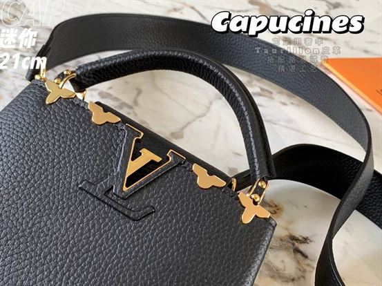 Capucines Mini handbag Black Taurillon leather Monogram Flowers - LB037
