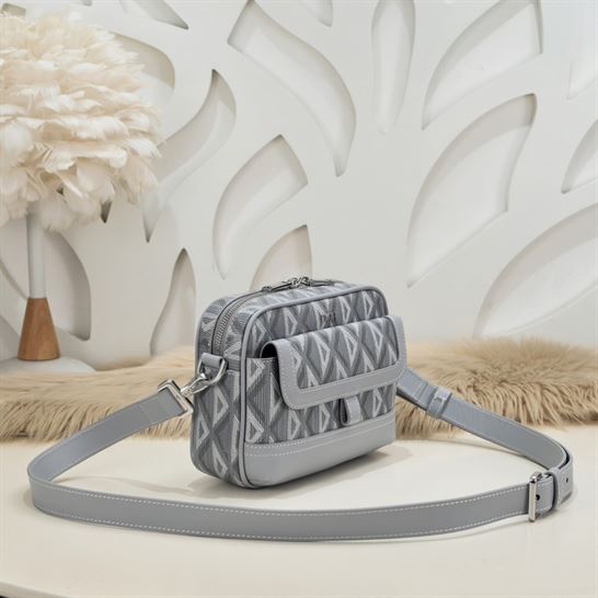 Dior Hit The Road messenger pouch Grey - DB028