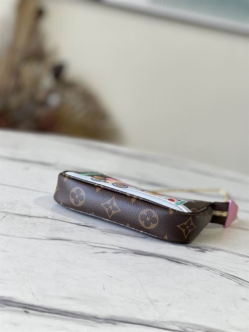 Félicie Pochette Pink Monogram coated canvas - LB040