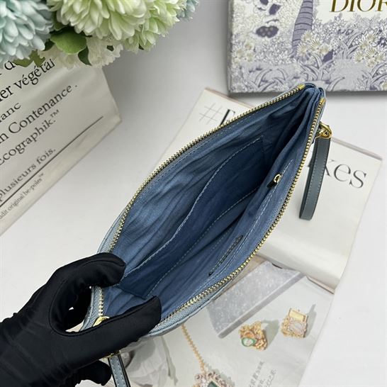 Large Dior Caro Daily pouch Cloud Blue - DB042