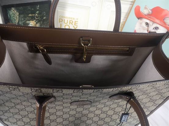 Medium tote with Interlocking G Beige and ebony - GB074