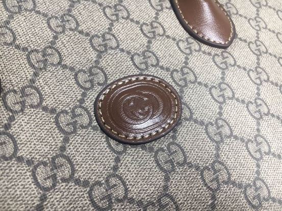 Medium tote with Interlocking G Beige and ebony - GB074