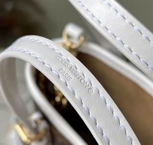 Nano Bucket White Monogram coated canvas - LB050