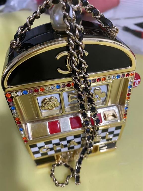 Slot Machine Minaudiere Black, Gold, White & Red - CB025
