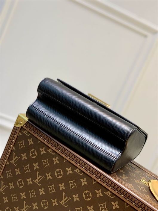 Twist MM handbag Black Epi grained leather - LB042