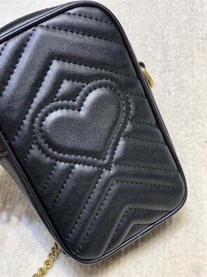 GG Marmont mini bag Black matelassé chevron leather - GB159