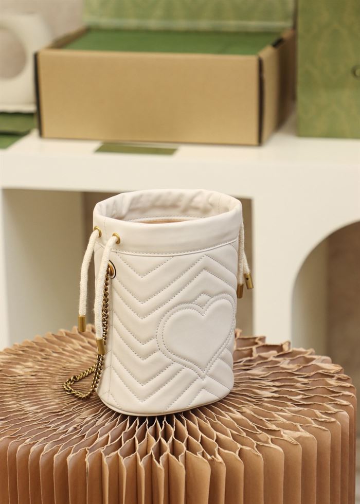 GG Marmont mini bucket bag White matelassé chevron leather - GB157