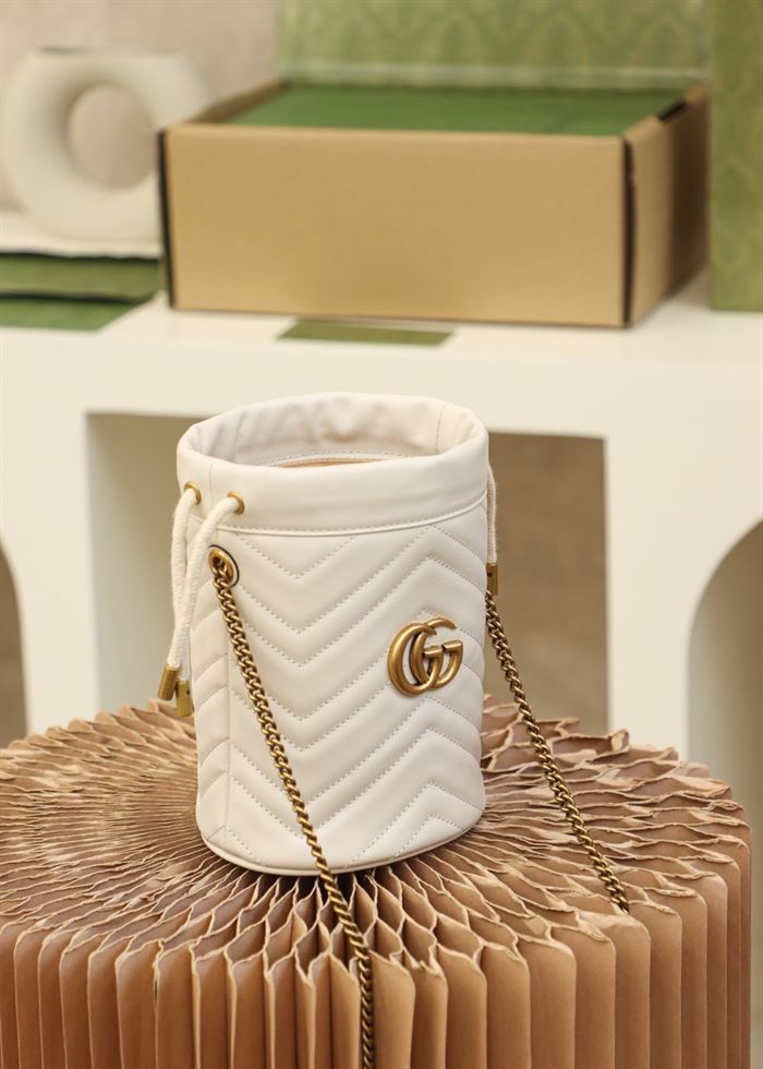 GG Marmont mini bucket bag White matelassé chevron leather - GB157