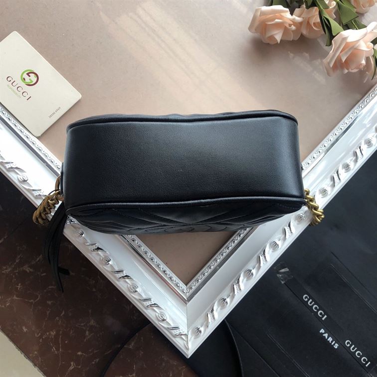 GG Marmont mini shoulder bag Black matelassé chevron leather  - GB146