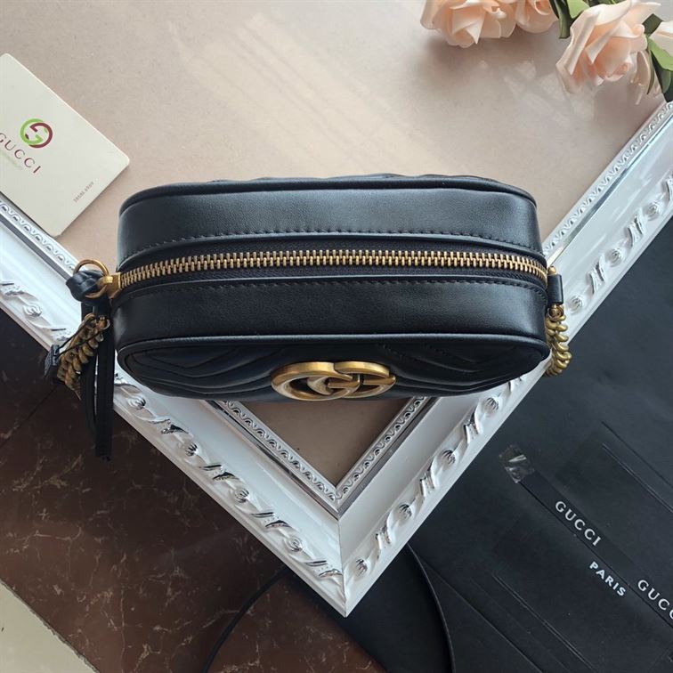 GG Marmont mini shoulder bag Black matelassé chevron leather  - GB146