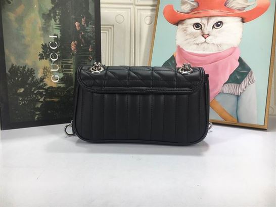 GG Marmont small shoulder bag Black matelassé leather - GB150