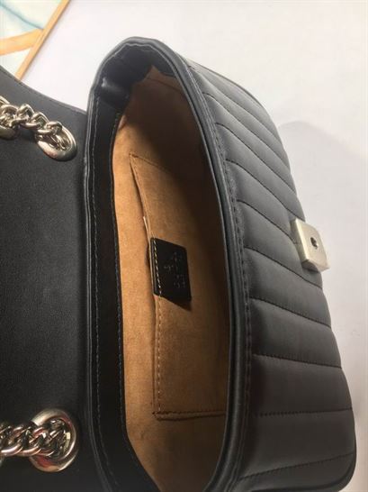 GG Marmont small shoulder bag Black matelassé leather - GB150