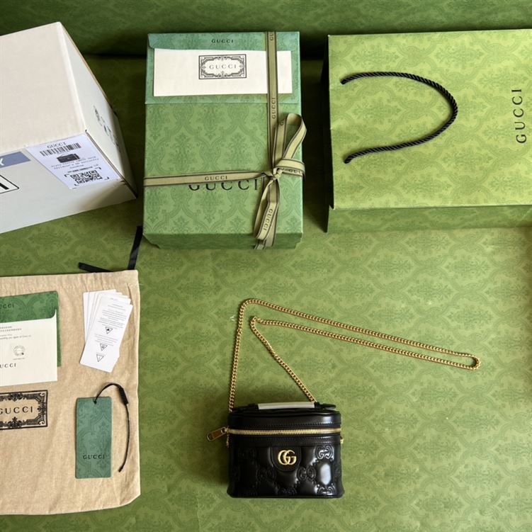 GG Matelassé top handle mini bag Black leather - GB132