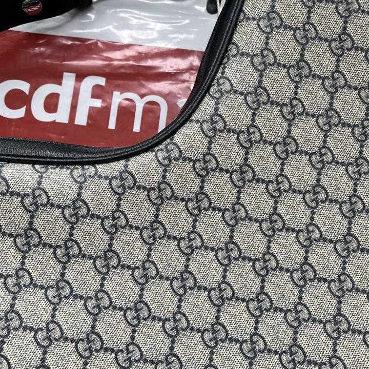 G*u*i attache large shoulder bag beige and blue canvas - gb140