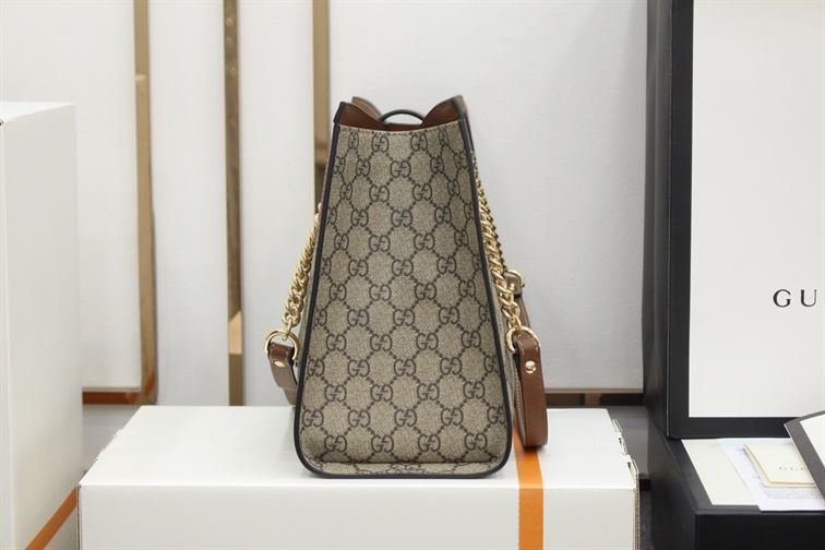 Padlock medium GG shoulder bag Beige/ebony brown leather detail - GB086