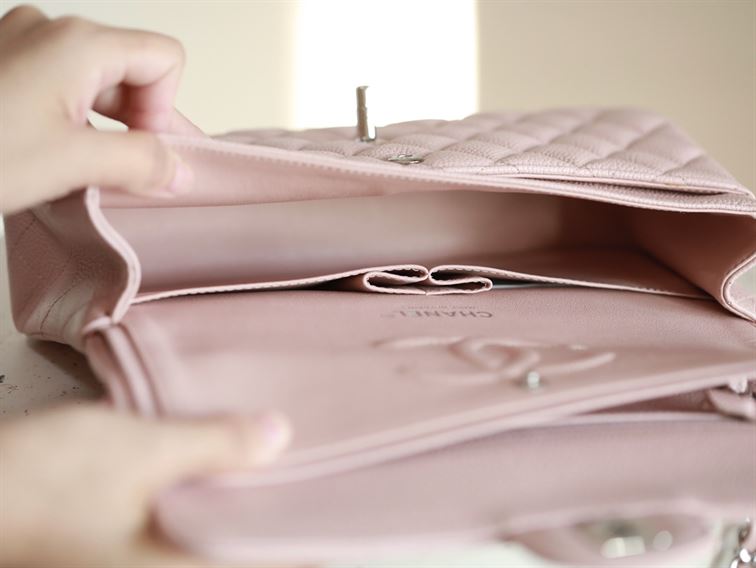 Classic Medium Double Flap Rose Clair Quilted Caviar silver hardware - CB040