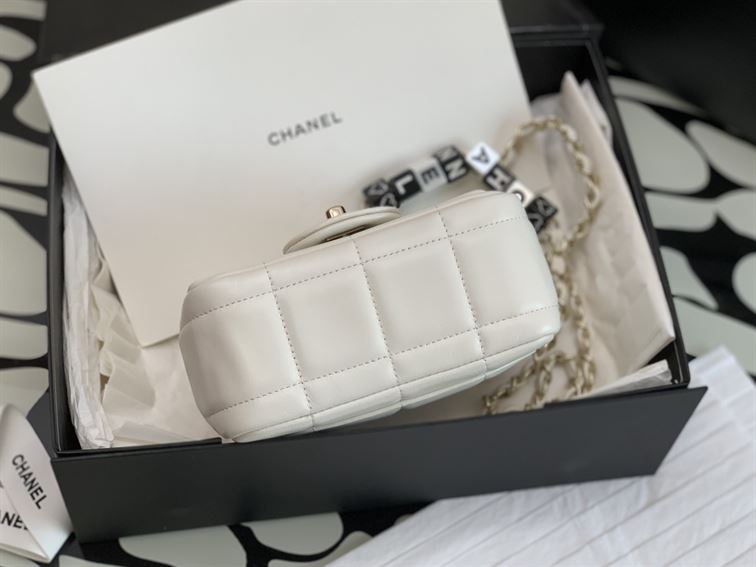 Mini Flap Bag Lambskin Gold-Tone Metal White - CB034