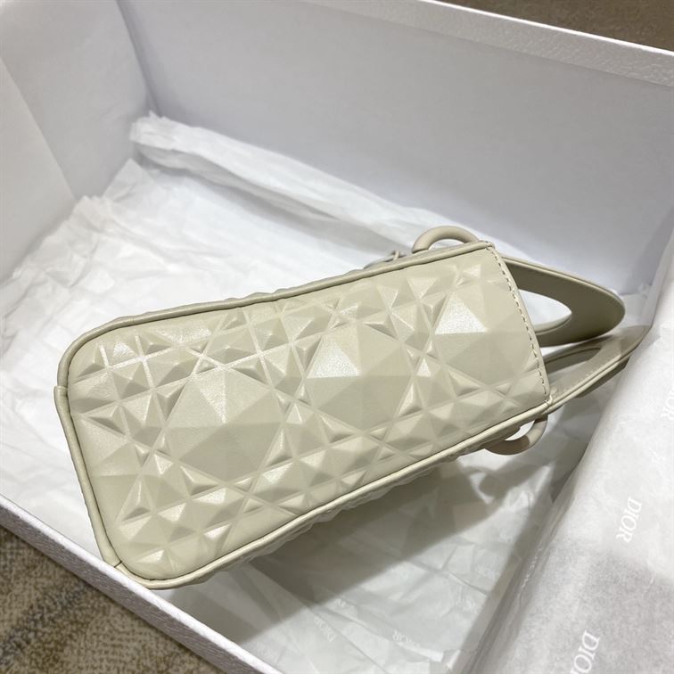 mini lady dior bag latte cannage calfskin with Di*m*nd motif - db063