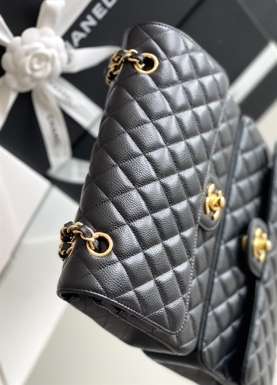 Quilted Caviar Leather Gold-Tone Black Classic Double Flap Bag - CB035