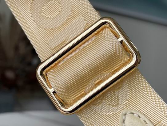 Louis Vuitton Alma BB Banana Yellow Quilted embroidered smooth calf leather - LB079