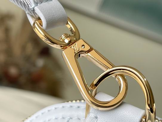 Louis Vuitton Alma BB Bleu Glacier Quilted embroidered smooth calf leather - LB080