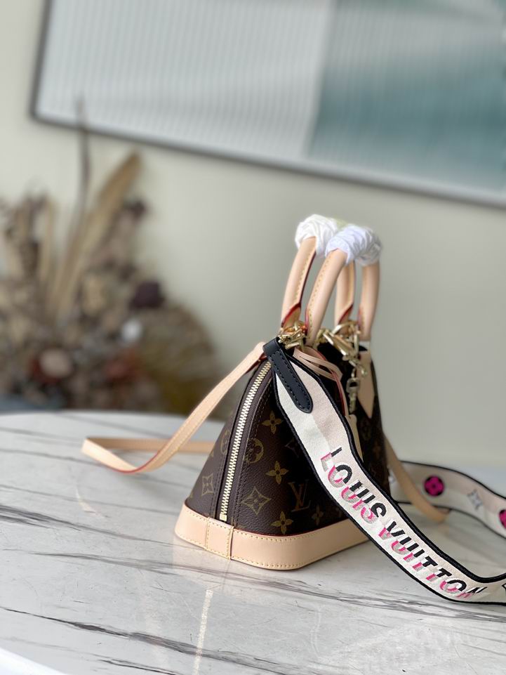 Louis Vuitton Alma BB Brown Monogram canvas - LB090