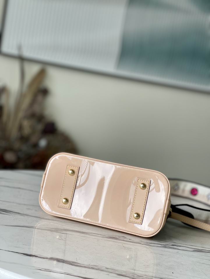 Louis Vuitton Alma BB Brown Monogram canvas - LB090