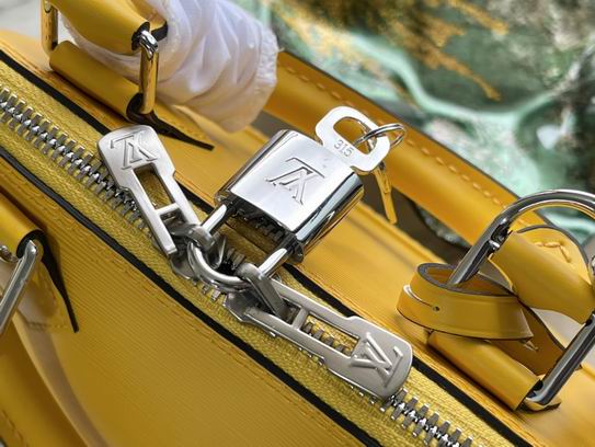 Louis Vuitton Alma BB Sunflower Yellow Epi grained leather - LB087