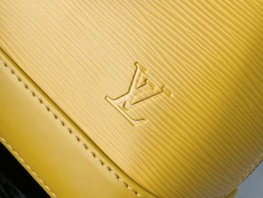 Louis Vuitton Alma BB Sunflower Yellow Epi grained leather - LB087